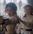  Millie Bobby Brown e Helena Bonham Carter comentam as cenas de luta em 'Enola Holmes'  Foto: IMDB / Reprodução