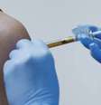 De acordo com a agência reguladora, a estratégia tem como objetivo acelerar a disponibilização à população brasileira de vacinas contra o novo coronavírus  Foto: Reprodução/AFP / Estadão