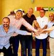 Presidente Jair Bolsonaro se reúne com embaixadores de Israel, Bahrein e Emirados Árabes Unidos, além do deputado federal Eduardo Bolsonaro e o ministro das Relações Exteriores, Ernesto Araújo.   Foto: Reprodução/Facebook / Estadão Conteúdo