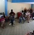 O candidato do PSOL à Prefeitura de São Paulo, Guilherme Boulos participa de encontro com mães e pais de alunos em Itaquera, zona leste  Foto: Divulgação / Estadão