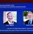 Os economistas americanos Paul R. Milgrom and Robert B. Wilson vencem o Prêmio Nobel  Foto: Anders Wiklund/TT News Agency / Reuters