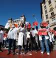 Médicos espanhóis participam de ato durante greve em Barcelona
13/10/2020
REUTERS/Albert Gea  Foto: Reuters