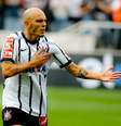 Fábio Santos jogou pelo Corinthians entre 2011 e 2015 (Foto: Rodrigo Coca/Ag. Corinthians)  Foto: Gazeta Esportiva