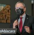 O secretário estadual da Saúde, Jean Gorinchteyn, em entrevista coletiva no Palácio dos Bandeirantes  Foto: Divulgação/Governo do Estado de SP / Estadão Conteúdo
