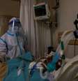 Paciente com coronavírus é tratado em hospital em Nova Délhi, na Índia
05/09/2020
REUTERS/Danish Siddiqui  Foto: Reuters