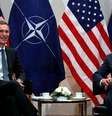 Joe Biden, então vice-presidente dos EUA, ao lado do secretário-geral da Otan, Jens Stoltenberg, em Munique em 2015
07/02/2015 REUTERS/Michaela Rehle  Foto: Reuters