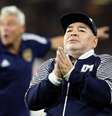 Maradona atualmente é treinador do Gimnasia y Esgrima, de La Plata, na Argentina (Foto: ALEJANDRO PAGNI / AFP)  Foto: LANCE!