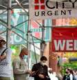 Encontros noturnos foram identificados como uma das principais fontes de disseminação de infecção em Nova York  Foto: Getty Images / BBC News Brasil