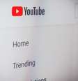 GitHub aceitou novo argumento sobre o YouTube-DL (Imagem: Christian Wiediger/Unsplash)  Foto: Tecnoblog