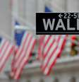 Placa de rua perto da Bolsa de Valores de Nova York (NYSE), 28 de dezembro de 2016. REUTERS/Andrew Kelly  Foto: Reuters