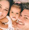 Cardi e Arthur Aguiar com a filha Sophia   Foto: Instagram