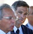 Presidente do BC, Roberto Campos Neto, e ministro da Ecoomia, Paulo Guedes, deixam o Palácio do Alvorada em Brasília
27/04/2020
REUTERS/Ueslei Marcelino  Foto: Reuters