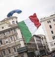 Bandeira da Itália na Piazza Venezia, em Roma  Foto: ANSA / Ansa