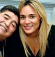 Maradona viveu uma midiática relação de amor e ódio com Rocío Oliva  Foto: Reprodução