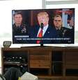 Presidente Jair Bolsonaro faz live durante pronunciamento de Donald Trump  Foto: Reprodução/Facebook / Estadão Conteúdo
