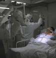 Paciente com Covid-19 em hospital de campanha em Guarulhos (SP) 
12/05/2020
REUTERS/Amanda Perobelli  Foto: Reuters