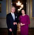 Rei sueco Gustaf e rainha Sílvia no castelo real, em Estocolmo
 3/12/2020  Pontus Lundahl /TT News Agency/via REUTERS        Foto: Reuters
