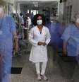 Enfermeira voluntária em testes da vacina da AstraZeneca
REUTERS/Amanda Perobelli  Foto: Reuters