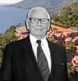 Pierre Cardin nasceu na Itália, em 1922; sua família se refugiou na França para fugir do fascismo de Mussolini  Foto: Reprodução