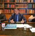 A primeira transmissão de Bolsonaro em 2021 contou com a participação do ministro da Saúde, Eduardo Pazuello  Foto: Reprodução Facebook / Estadão Conteúdo