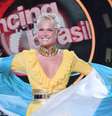 Xuxa à frente da apresentação do 'Dancing Brasil'.  Foto: Blad Meneghel / Record TV / Divulgação / Estadão