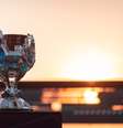 Troféu do CBLoL 2020, que foi conquistado pela INTZ  Foto: Riot Games