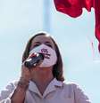 Gleisi Hoffmann, presidente nacional do PT, em protesto em Brasília  Foto: Gabriela Biló / Estadão Conteúdo