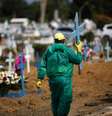Cemitério em Manaus durante a pandemia de coronavírus 
08/01/2021
REUTERS/Bruno Kelly  Foto: Reuters