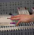 Vacina contra Covid-19 desenvolvida pela Universidade de Oxford em parceria com a AstraZeneca 
11/01/2021
Joe Giddens/Pool via REUTERS  Foto: Reuters