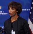 Cecilia Rouse, indicada pelo presidente eleito dos EUA Joe Biden para ser presidente do Conselho de Assessores Econômicos, fala enquanto o presidente eleito Biden anuncia os indicados para sua equipe de política econômica em sua sede de transição em Wilmington, Delaware, EUA , 1º de dezembro de 2020. REUTERS/Leah Millis  Foto: Reuters