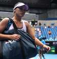 Sofia Kenin deixa quadra após rodada na segunda rodada do Aberto da Austrália
11/02/2021 REUTERS/Loren Elliott  Foto: Reuters