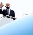 Presidente dos EUA, Joe Biden, embarca no avião Força Aérea 1 na base aérea de Andrews, em Maryland
19/02/2021 REUTERS/Tom Brenner?  Foto: Reuters