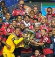  Levantar taças tem sido uma rotina para o Flamengo ultimamente  Foto: Marcello Zambrana/Agif-Agência de Fotografia / Estadão Conteúdo