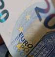 Serviços e alimentos impulsionam inflação na zona do euro em fevereiro. REUTERS/Regis Duvignau/Illustration  Foto: Reuters