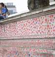 Memorial às vítimas da Covid-19 em Londres, capital do Reino Unido  Foto: EPA / Ansa - Brasil