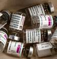 Ampolas vazias da vacina da AstraZeneca contra Covid-19
25/02/2021
REUTERS/Sergio Perez  Foto: Reuters