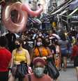 Consumidores fazem compras em rua comercial do Rio de Janeiro
16/09/2020
REUTERS/Ricardo Moraes  Foto: Reuters