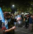 Protesto contra restrições em Buenos Aires na frente da residencia presidencial, em Buenos Aires
 15/4/2021 REUTERS/Agustin Marcarian  Foto: Reuters