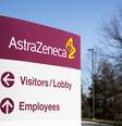 Logo da AstraZeneca em Wilmington, no Estado norte-americano de Delaware
22/03/2021 REUTERS/Rachel Wisniewski  Foto: Reuters