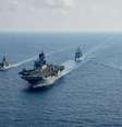 Navios das Marinhas dos Estados Unidos e da Austrália no Mar do Sul da China
18/04/2020 Oficial de 3ª Classe Nicholas Huynh/Marinha dos EUA/Divulgação via REUTERS  Foto: Reuters