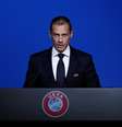 Presidente da Uefa, Aleksander Ceferin, discursa durante congresso da entidade em Amsterdã
03/03/2020 REUTERS/Yves Herman  Foto: Reuters
