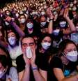Cerca de 5 mil pessoas compareceram ao show da banda Love of Lesbian  Foto: Reuters / BBC News Brasil