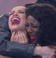 Os finalistas Camilla e Fiuk abraçam a vencedora Juliette.  Foto: Reprodução TV Globo / Estadão