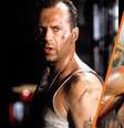 Rambo e John McClane estarão em Warzone, sugere Twitter  Foto: Duro de Matar/Rambo / Reprodução