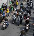 O presidente Jair Bolsonaro participa de passeio com motociclistas no Rio de Janeiro  Foto: Erbs JR./FramePhoto / Estadão Conteúdo