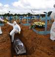 Enterro de vítima de covid em Manaus
 17/1/2021   REUTERS/Bruno Kelly  Foto: Reuters