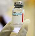 Governo federal tem acordo para recebimento de 20 milhões de doses de vacina indiana  Foto: Getty Images / BBC News Brasil
