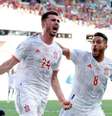Aymeric Laporte (à esq.) comemora com Koke após marcar o segundo gol da vitória da Espanha sobre a Eslováquia
23/06/2021
Pool via REUTERS/Marcelo Del Pozo  Foto: Reuters