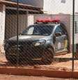 Populares acompanham o carro do IML com o corpo de Lázaro Barbosa; criminoso foi morto por policiais após caçada de 20 dias  Foto: Gabriela Biló / Estadão Conteúdo