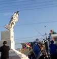 Estátua havia sido doada pela comunidade italiana na cidade em 1892   Foto: Latin America News Agency / Reuters